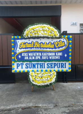 Papan Bunga Duka di Fadoro Lasara